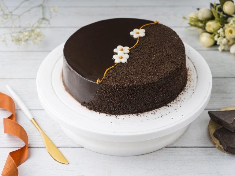 Scrumptious Cakes to Rock Any Occasion Scrumptious Cakes to Rock Any Occasion