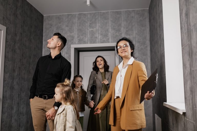 <strong>4 Points Why Hiring Real Estate Agents Is A Good Option</strong>