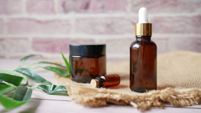 The Ultimate Guide To Relaxing Your Body With Essential Oils