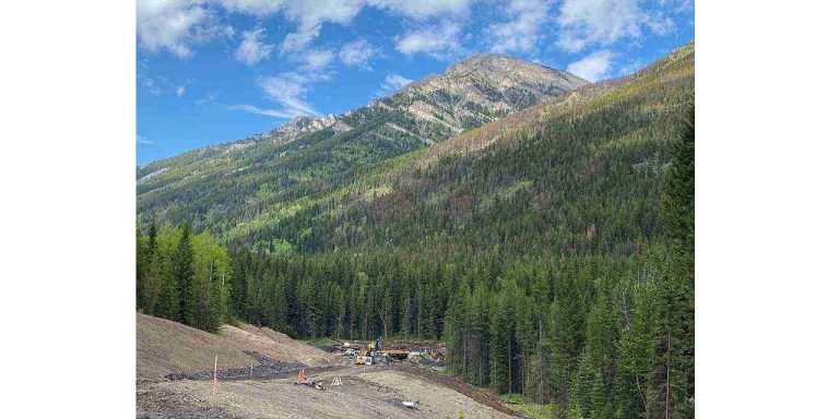 How To Hire Land Surveyors in Calgary