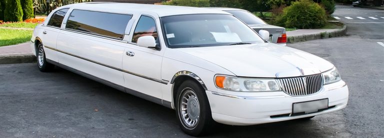 Enhance Your Travel With Top-Notch Limo Transportation Services and Luxury Car Rentals