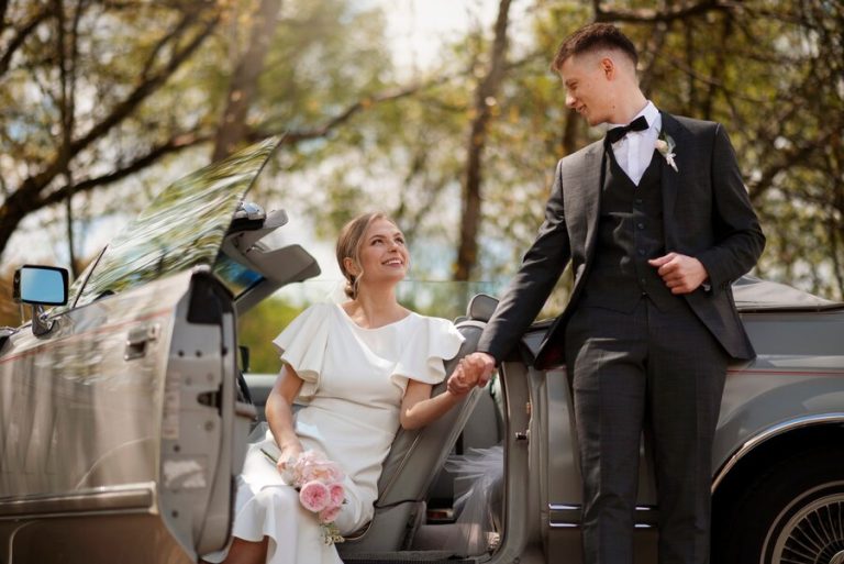 Wedding Limo Service: Timeless Luxury for Modern Couples